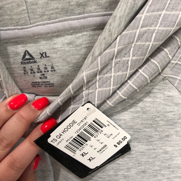 Reebok pullover hoodie with zipper - Picture 4 of 4